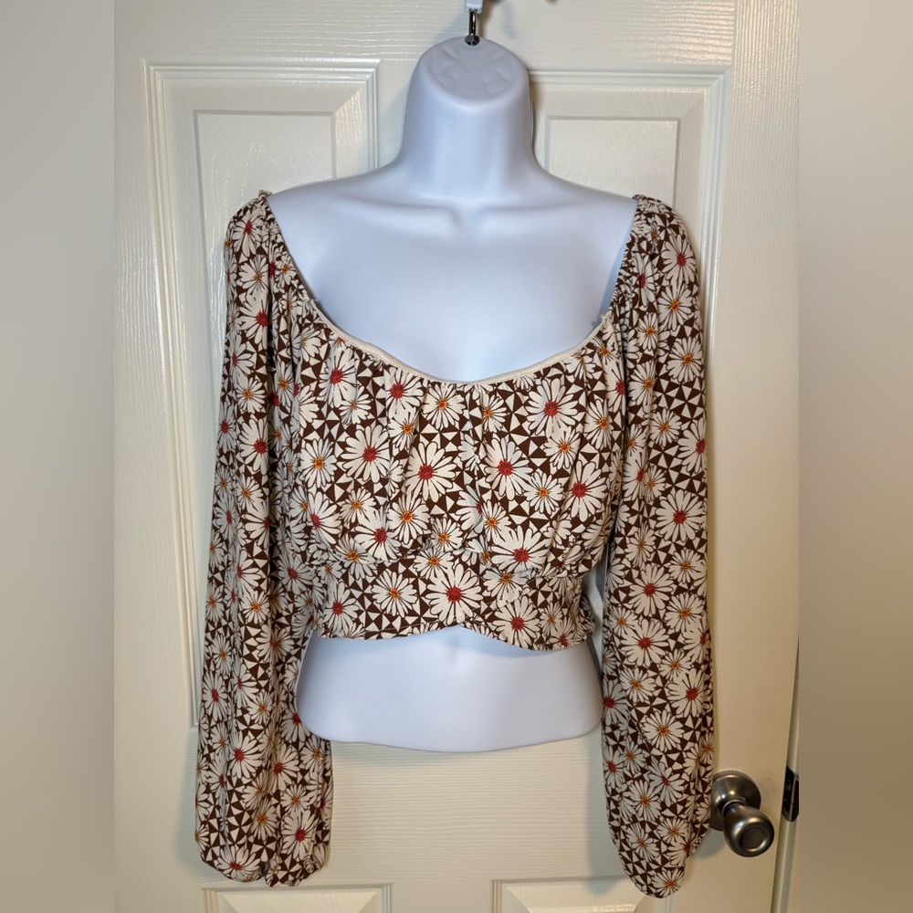 Brown and white BOHO floral long sleeve crop top  by Originality NWT Size: L